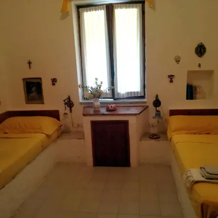 Yellow House Di Giulia * Vulcano (Isola)
